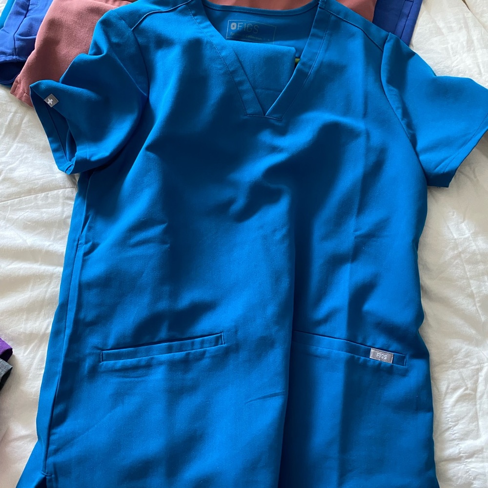 Small Alps Blue Yola and Casma new/like new. Tried on only